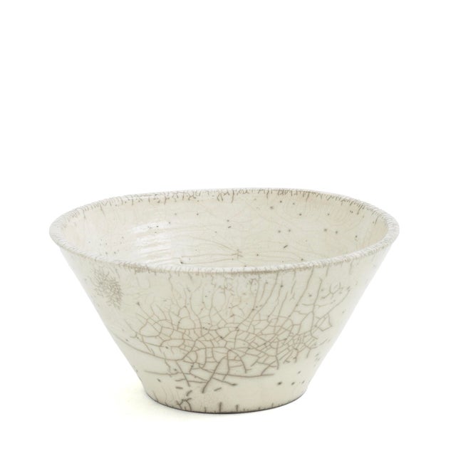 Japanese Minimalistic Crackle White Raku Ceramics Moon Bowls by Laab Milano, Set of 5 For Sale - Image 9 of 14