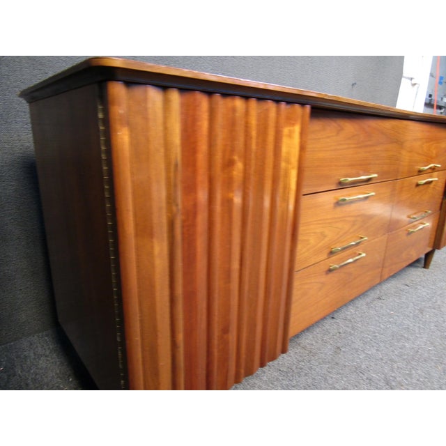 Mid-Century Modern 1960s Vintage Walnut Credenza For Sale - Image 3 of 12