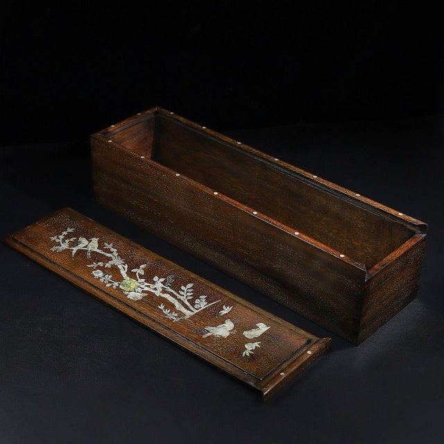Late 20th Century Wooden Sliding Lid Box With Mother-of-Pearl Bird and Floral Inlay For Sale - Image 4 of 10