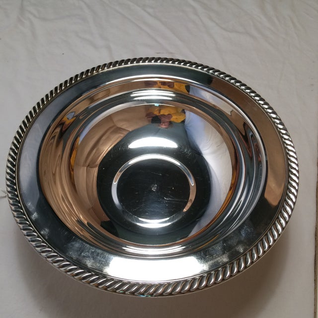Oneida Silver Plated Serving Bowl with Lid and Glass insert Chairish
