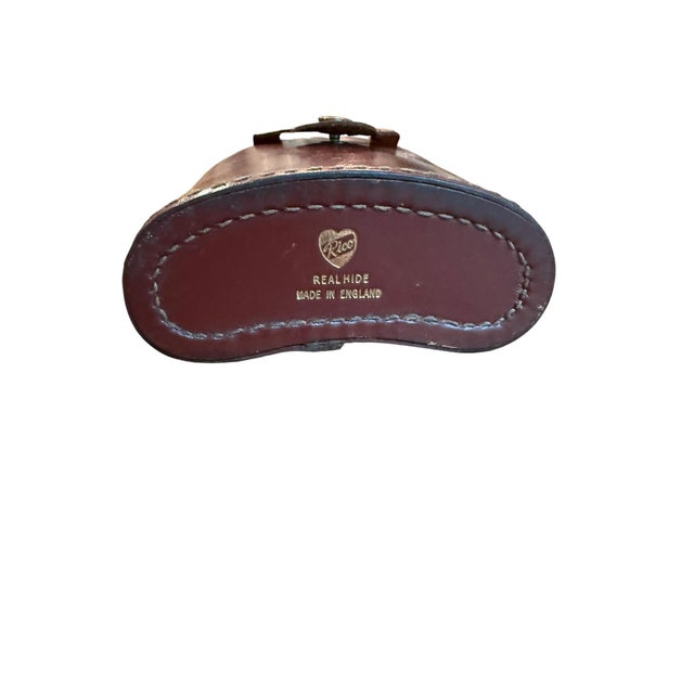 English 1950’s Leather Hip Flask Liquor Case For Sale - Image 3 of 6