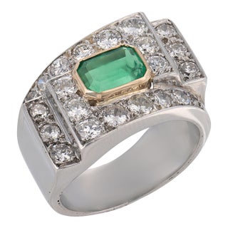 Retro Style 1.38 Carat Emerald Diamond Platinum Tank Ring, Size 7.5 For Sale