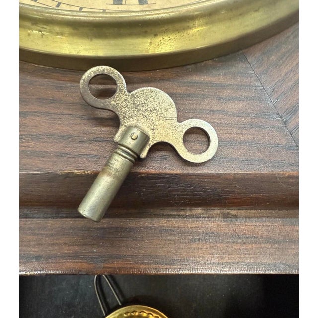 Coca Cola Clock 1903-1910 New Haven Co Octagon All Original With Key Antique For Sale In Atlanta - Image 6 of 6