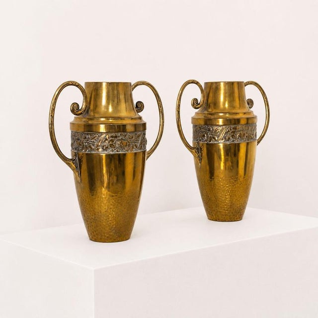 Art Nouveau Brass Floral Vases, France, 1930, Set of 2 For Sale - Image 5 of 8