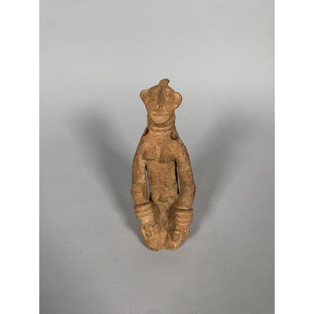 15th Century & Earlier Bankoni statuette, Mali, 13th-15th century, terracotta, red ochre, African tribal art For Sale - Image 5 of 8