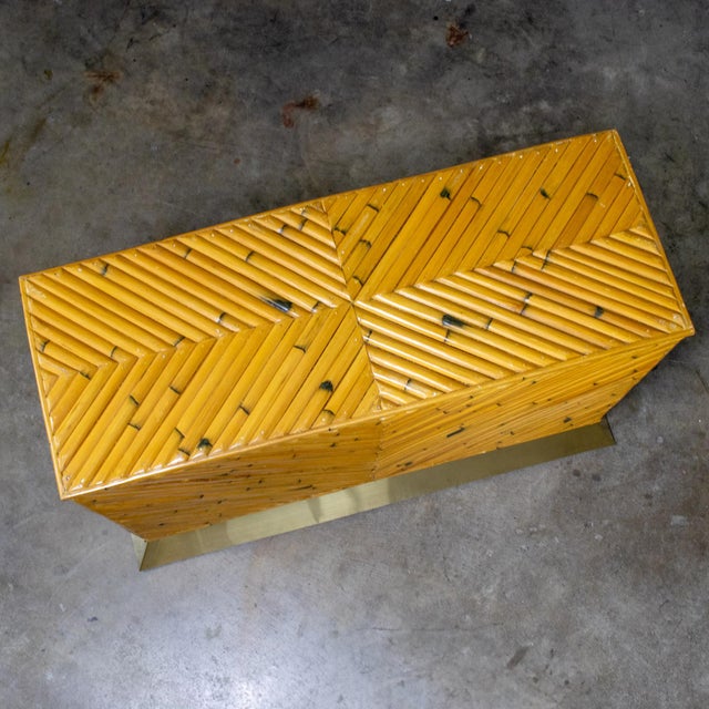 Late 20th Century Modern Coastal Island Sofa or Console Table Split Reed Bamboo Pedestal & Brass Plinth Base For Sale - Image 12 of 18