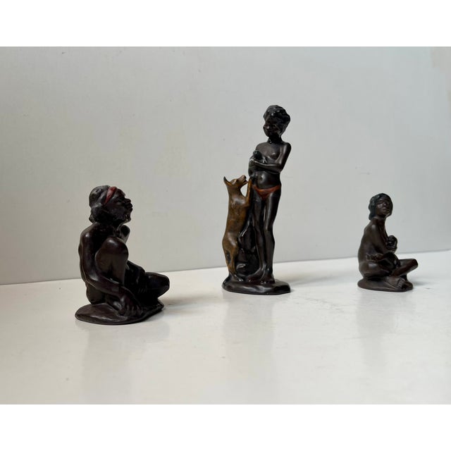 Aboriginal Indigenous Figurines from Darbyshire Pottery, 1950s, Set of 3 For Sale - Image 9 of 14