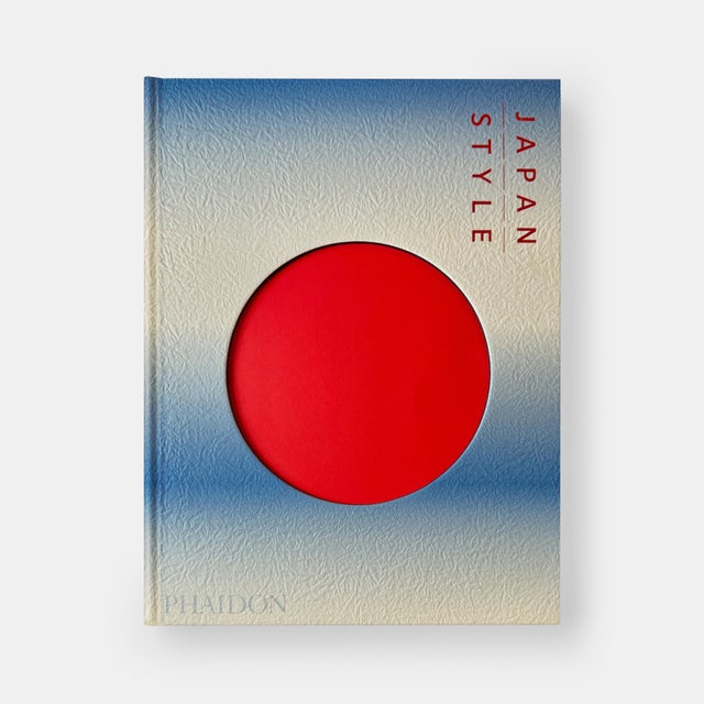 The authoritative and wide-ranging visual essay on the aesthetics of Japan, a classic volume now back in print with a...