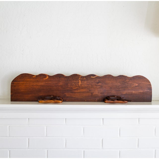 Folk Art Scalloped Wooden Shelf With Bow Brackets For Sale - Image 9 of 11