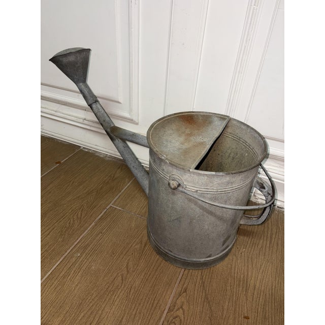 Garden Watering Can in Metal For Sale - Image 5 of 9