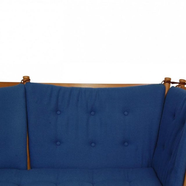 Spoke-Back Sofa in Blue Fabric from Børge Mogensen, 1985 For Sale - Image 5 of 18