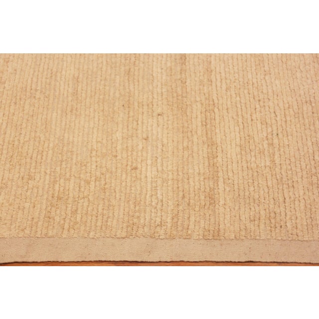 Nazmiyal Collection Contemporary Silk and Wool Abrash Rug For Sale - Image 4 of 5