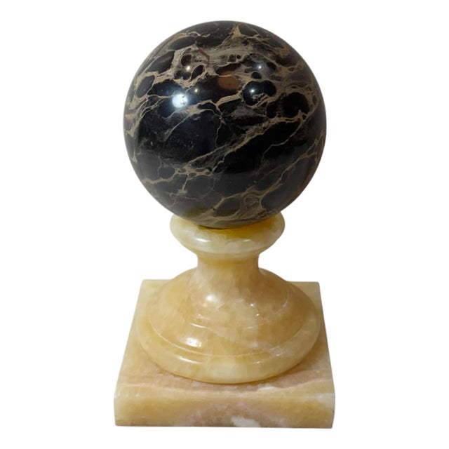 Late 19th Century Italian Grand Tour Marble and Alabaster Sculpture Ball on Stand For Sale