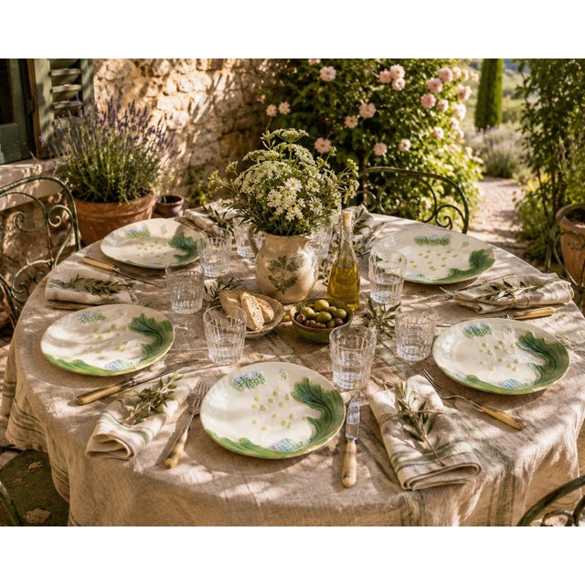French Early 20th Century French Majolica Asparagus & Artichoke Plates - Set of 6 For Sale - Image 3 of 5