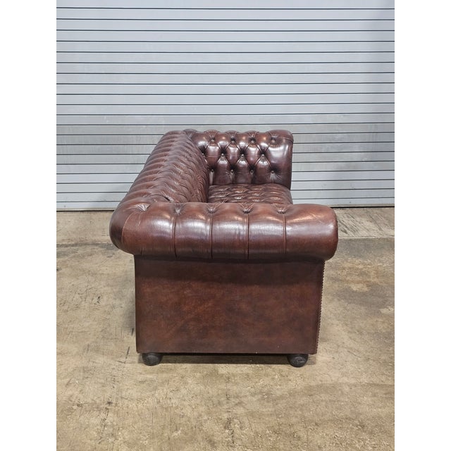 Mid 20th Century English Brown Tufted Leather Chesterfield Sofa For Sale - Image 16 of 17