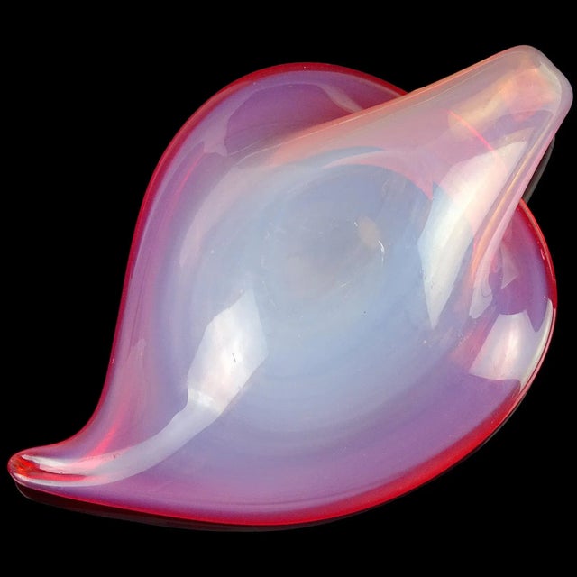 Murano Murano Fratelli Toso Vintage Bright Orange White Opalescent Italian Art Glass Seashell Cornucopia Bowl For Sale - Image 4 of 5