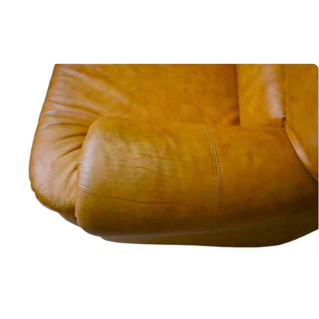 Chateau d'Ax Italian Leather Loveseat 2 Seater For Sale In Portland, OR - Image 6 of 17