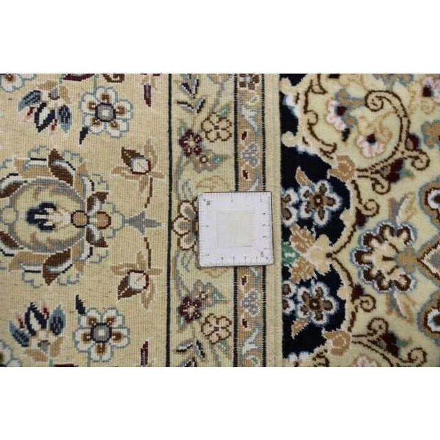 Middle Eastern Rug in Virgin Wool and Silk For Sale - Image 9 of 10