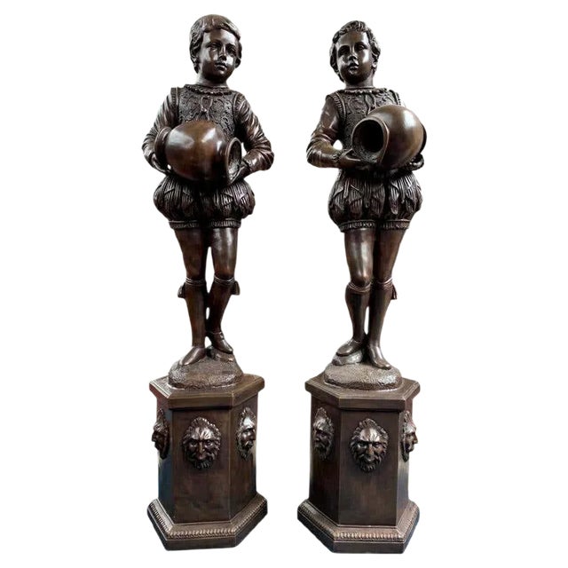 Large Bronze Elizabethan Page Boy Fountain Statues, 20th Century, Set of 2 For Sale