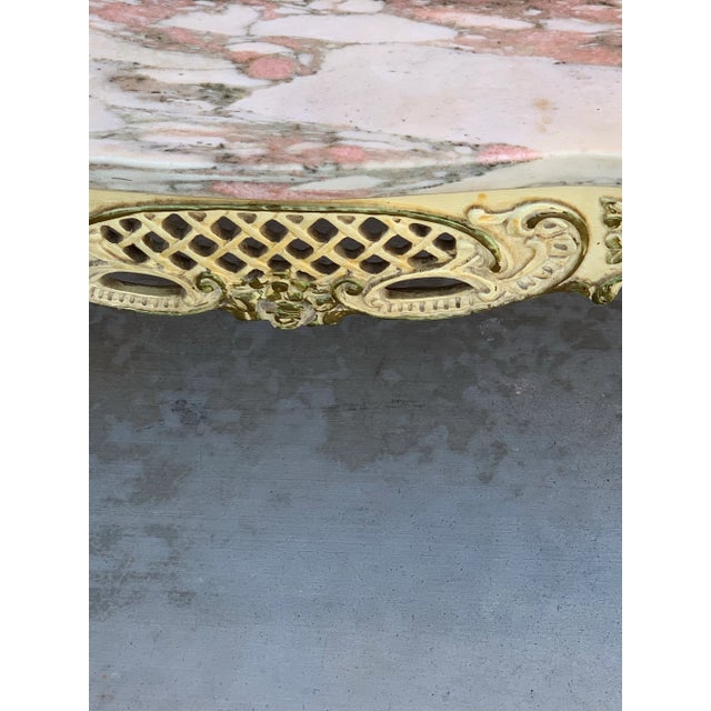 1970s 1970s French Provincial Ornate Rococo Louis XVI Pink Marble Coffee French Provincial Ornate Rococo Louis XVI Pink Marble Coffee Table For Sale - Image 5 of 5