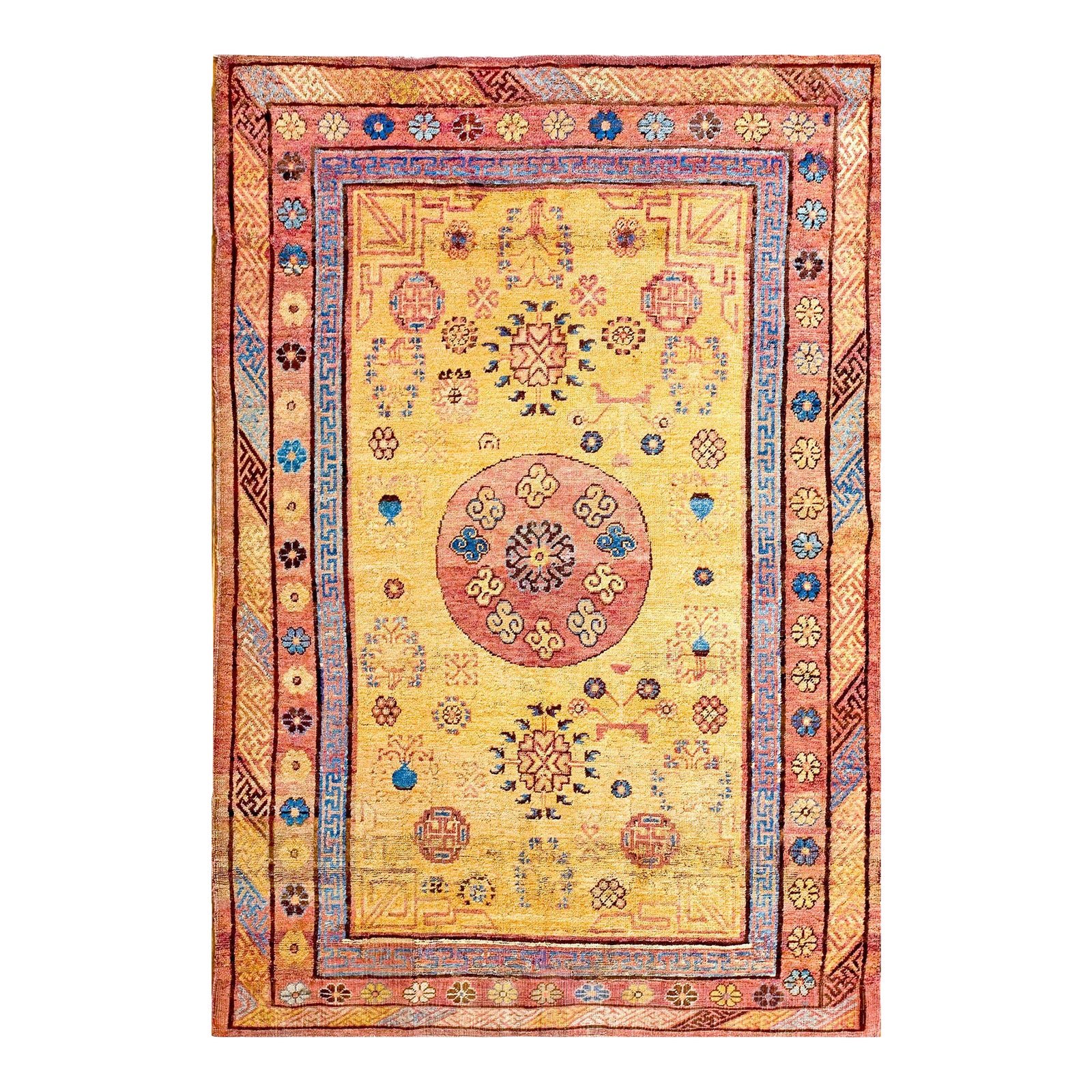 Amazing Brilliant Yellow Background Rosette and Diagonal Medallion ...