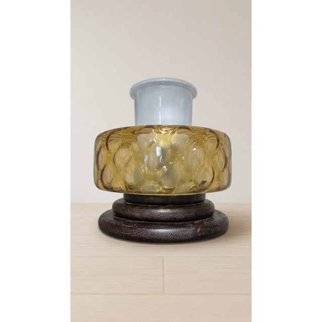 Brown Mid-Century Table Lamp in Pressed Amber Glass and Wood, 1930 For Sale - Image 8 of 9