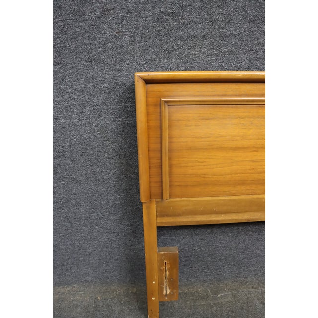 Wood Mid-Century Modern Walnut Queen Headboard Attributed to Broyhill For Sale - Image 7 of 8