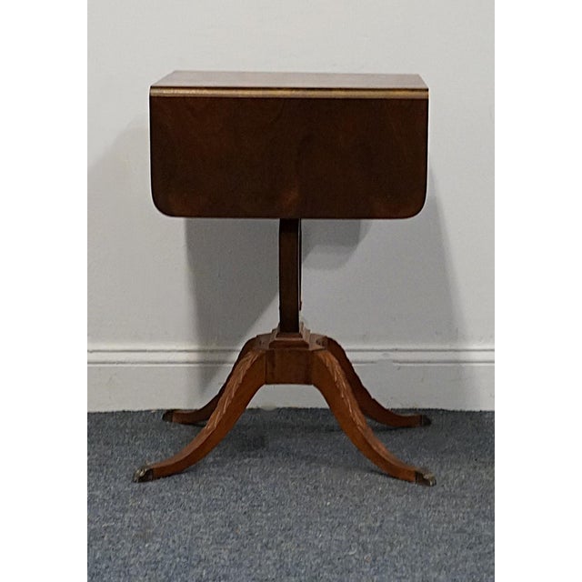 Mersman Flame Mahogany Traditional Duncan Phyfe Style 36" Drop Leaf Pembroke Accent End Table W. Harp Base For Sale - Image 9 of 12