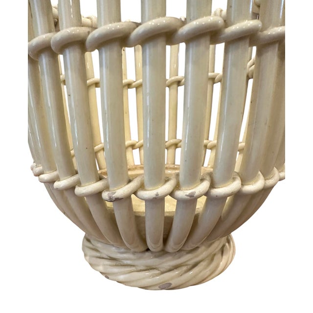 Ceramic Vintage English Creamware Ivory Woven / Open Weave Reticulated Basket / Basketweave Ring Handled Jardiniere / Cache Pot / Cachepot / Planter For Sale - Image 7 of 11