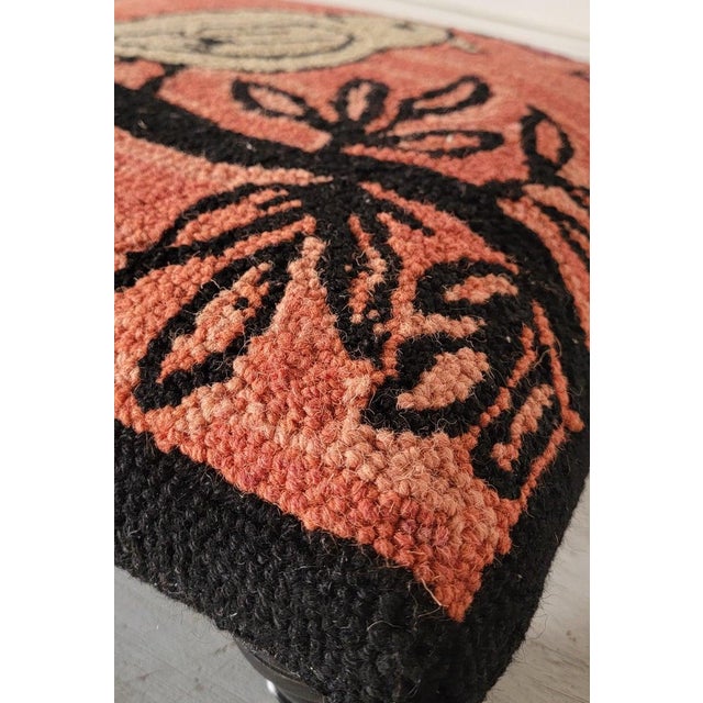 1960s Wool Bird Hooked Rug Stool For Sale In Los Angeles - Image 6 of 7