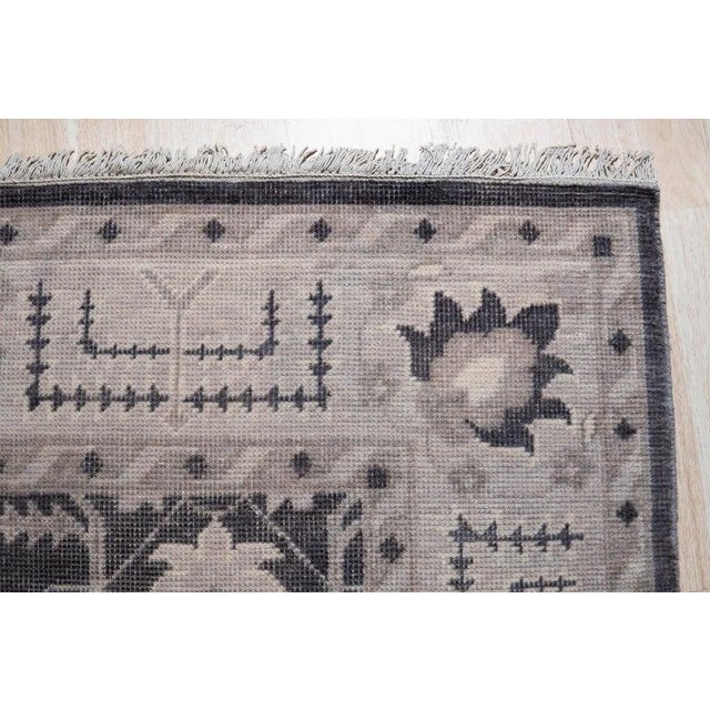 6x9 Gray Hand-Knotted Wool Floral Scepter Geometric Modern Carpet Rug For Sale In New York - Image 6 of 7