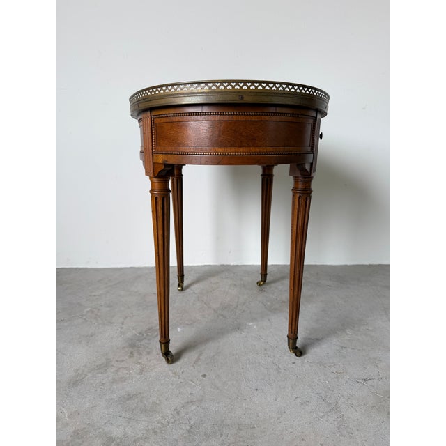 Vintage Baker Furniture Louis XVI-Style Bouillotte Side Table With Brass Gallery and Single Drawer For Sale - Image 4 of 16