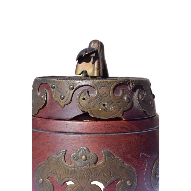 Late 19th Century Late 19th Century Chinese Mahogany Barrel Box With Brass Mounts For Sale - Image 5 of 11
