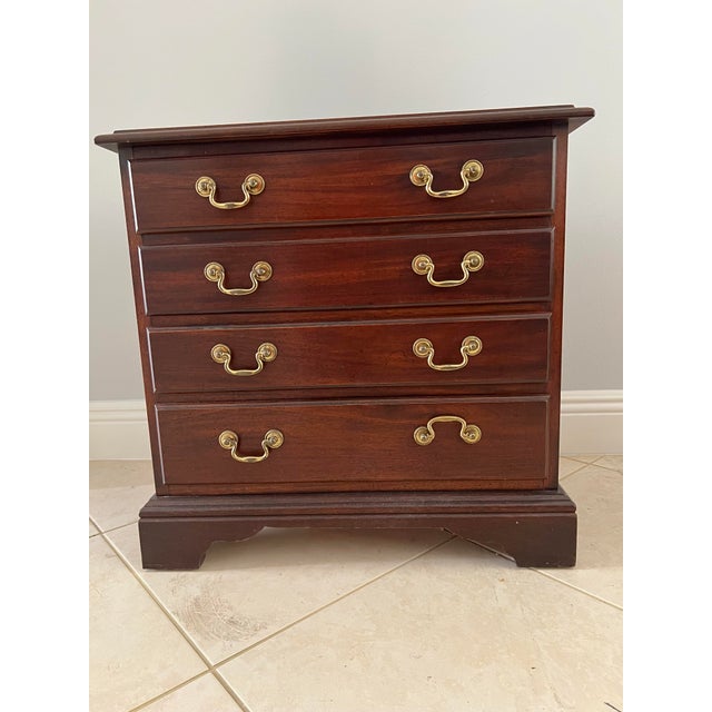 Brown Vintage Bachelor Chest Nightstand End Table 4 Chest of Drawers For Sale - Image 8 of 9