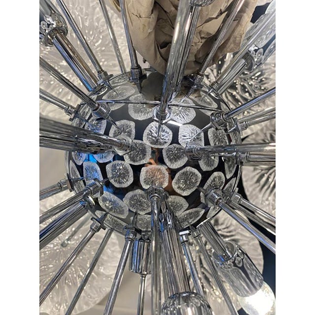 Contemporary Italian Floral Murano Glass Sputnik Chandelier by Simoeng For Sale - Image 3 of 12