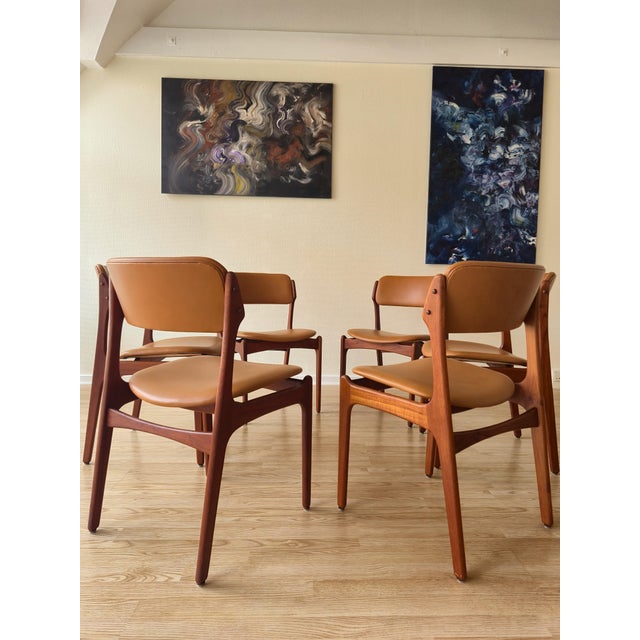 Erik Buch Model Od49 Dining Chairs in Teak and Cognac Italian Leather by Erik Buch for Oddense Maskinsnedkeri / O.D. Møbler, Denmark, 1960s, Set of 6 For Sale - Image 4 of 13