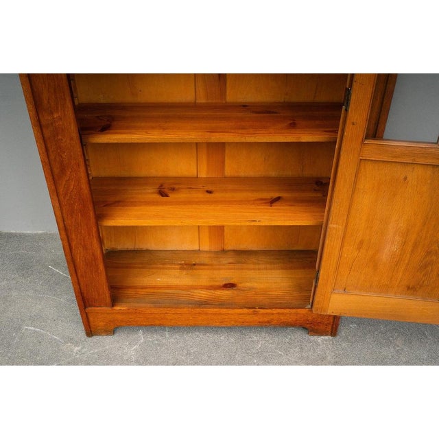 Small 20th Century Art Nouveau Bookcase in Oak For Sale - Image 15 of 18