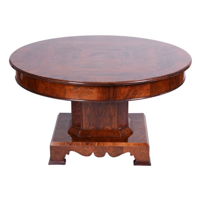 Art Deco Dining Table in Walnut, Czech, 1920s For Sale