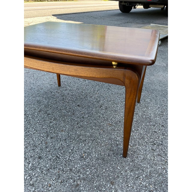 Mid Century Modern Side Table For Sale - Image 4 of 11