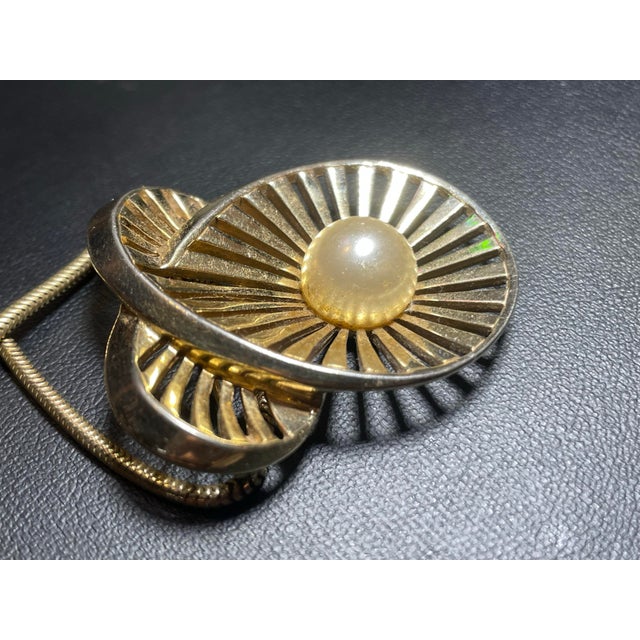 Boucher Marcel Boucher Mid-Century Modern Openwork Pierced Ribs Radiating Atomic Sunburst Convertible Brooch Pendant For Sale - Image 4 of 8