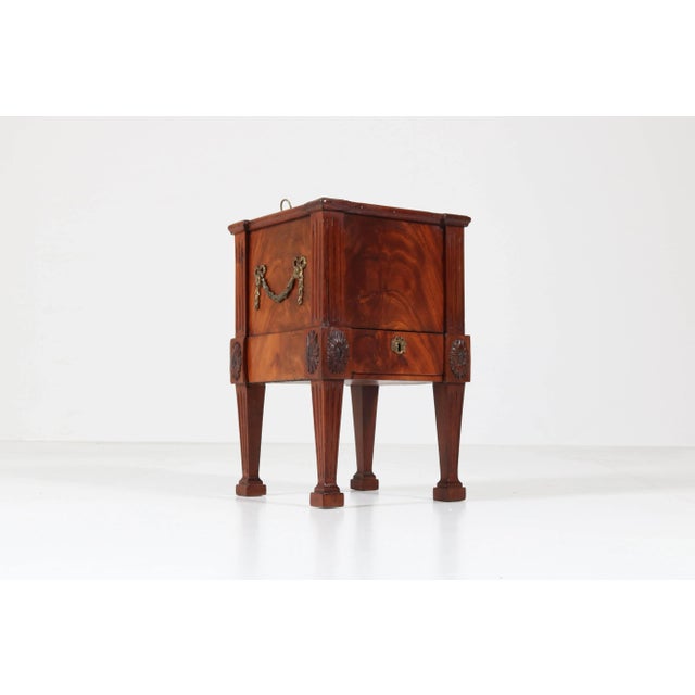 Antique Dutch Mahogany Louis XVI Wine Cooler, 1790s For Sale - Image 6 of 10