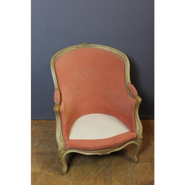 Wood Set of Louis XV Style Bergeres in Painted Beech, 1900s For Sale - Image 7 of 13