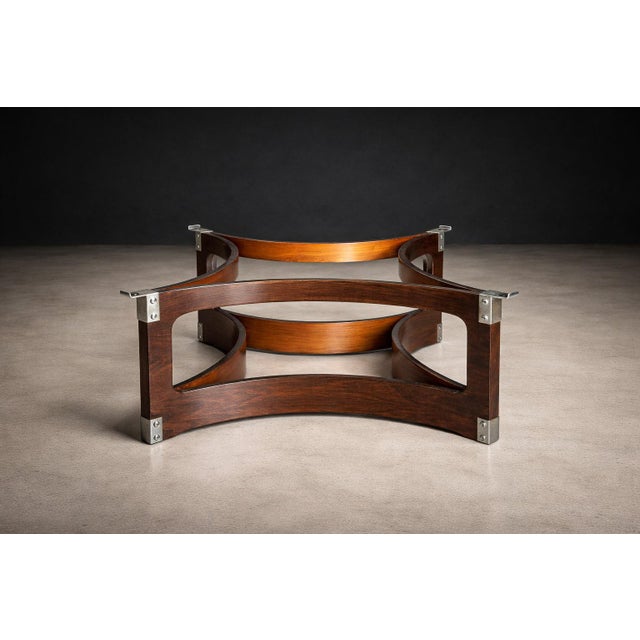 Wood Round Coffee Table in Bent Rosewood & Glass by Novo Rumo, Brazil, 1960s For Sale - Image 7 of 10