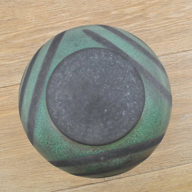 Mid-Century Modern Japanese Raku Ceramic Vessel With Lid For Sale In Los Angeles - Image 6 of 12