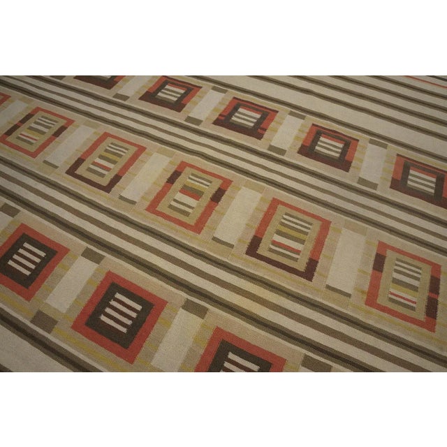 Mid 20th Century Indian Dhurrie Carpet For Sale In New York - Image 6 of 9