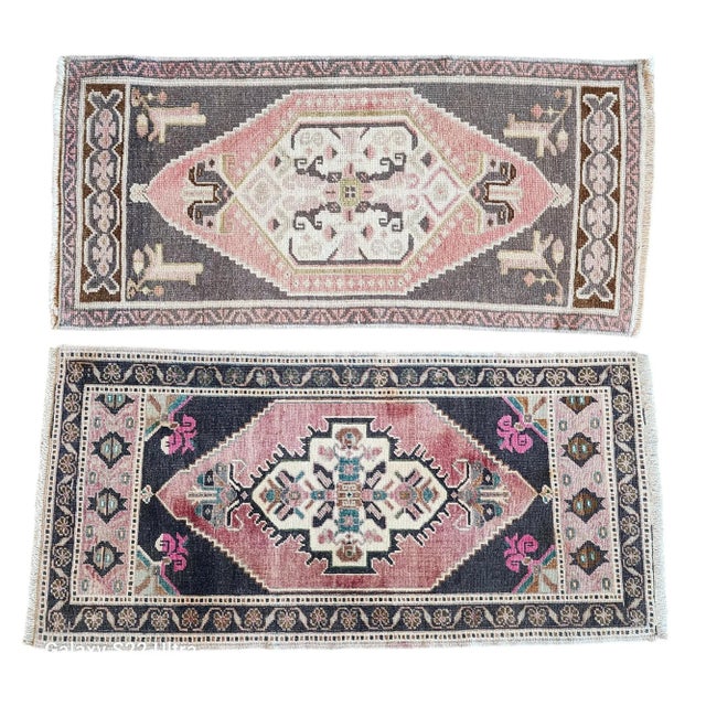 Mid-Century Modern 1970s Oushak Wool Small Hand-Knotted Turkish Rug - a Pair For Sale - Image 3 of 9