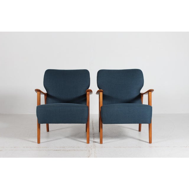 Pair of Danish modern easy chairs in the style of Alfred Christensen, made by Fritz Hansen, Denmark in the 1940-1960 The...