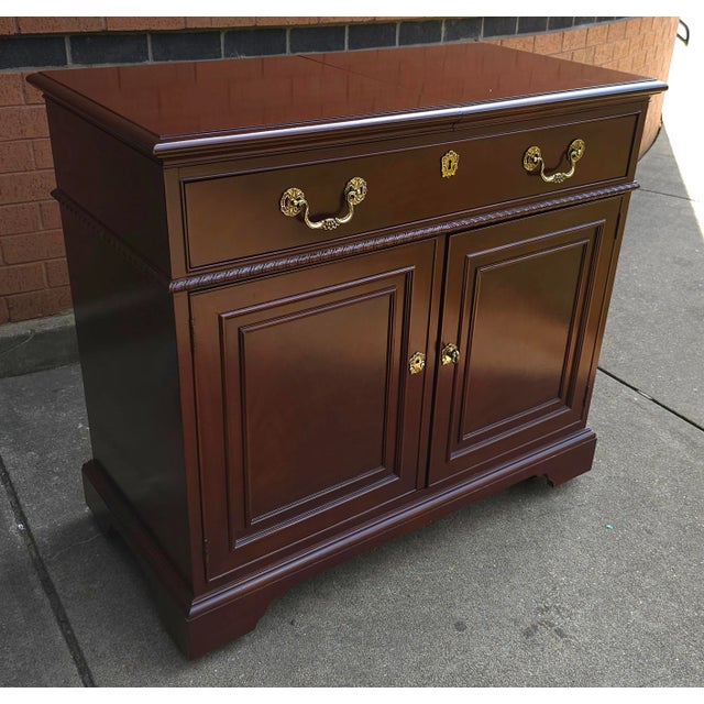 20th Century Drexel Mahogany Slide Top Rolling Dry Bar Buffet Server For Sale - Image 11 of 12