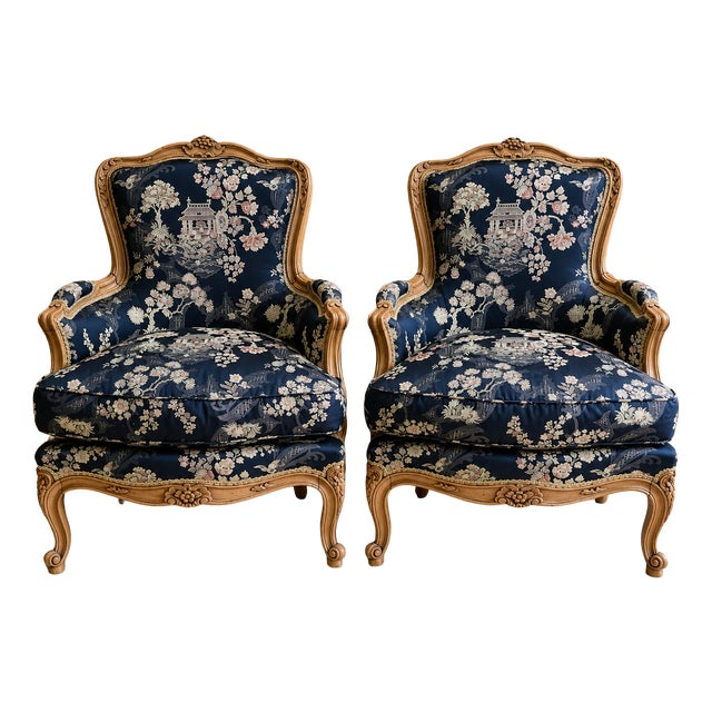 Louis XV Bergère Armchairs with Japonisme Tapestry, Set of 2 For Sale