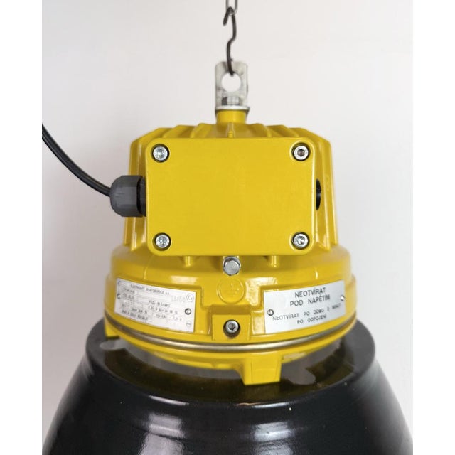 Industrial Industrial Yellow Explosion Proof Lamp with Black Enameled Shade from Elektrosvit, 1990s For Sale - Image 3 of 18
